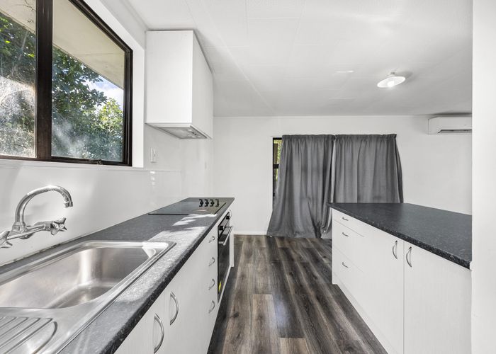  at 1/53 Redcrest Avenue, Red Hill, Papakura
