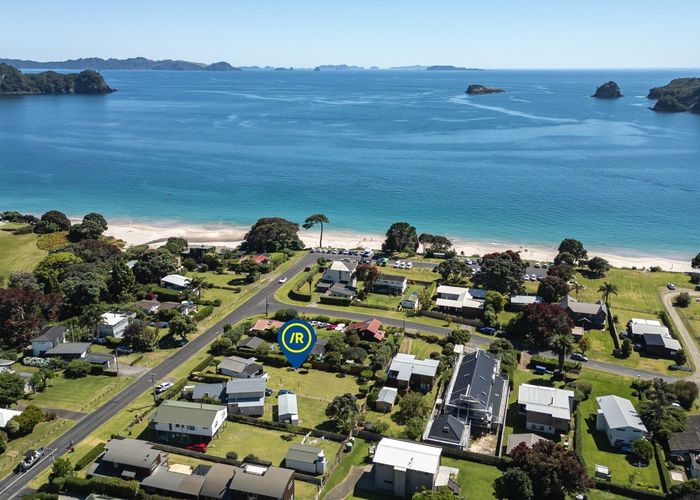  at 11 Hahei Beach Road, Hahei, Thames-Coromandel, Waikato