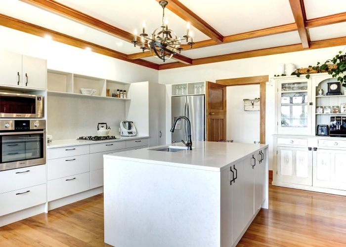  at 943 Ruatangata Road, Whangaehu