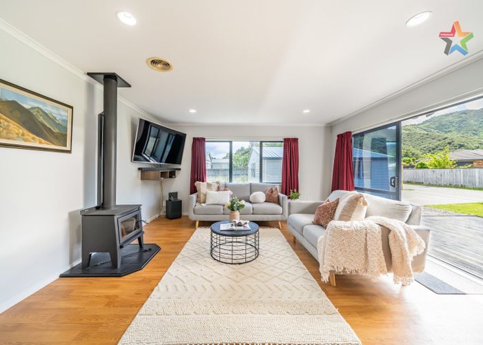  at 5 Ashburn Road, Wainuiomata, Lower Hutt