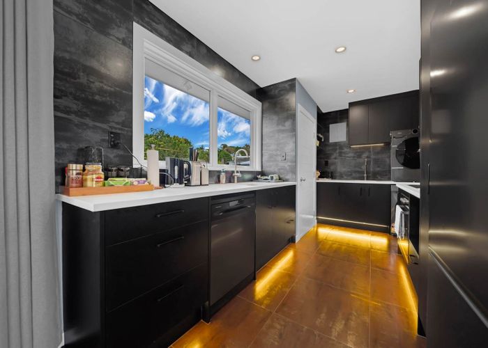  at 69 Weldene Avenue, Glenfield, North Shore City, Auckland