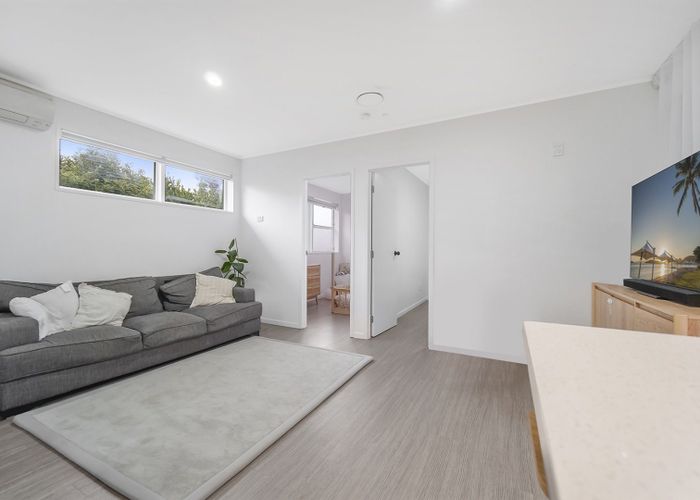  at 2/450 Great South Road, Opaheke, Papakura, Auckland