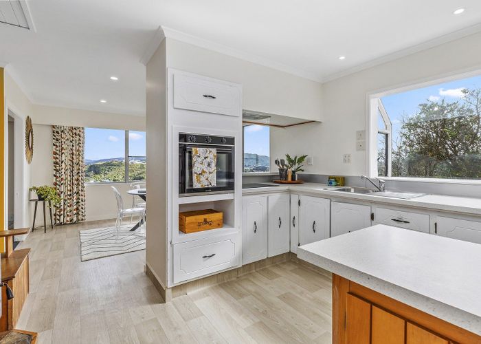  at 91 Black Rock Road, Newlands, Wellington