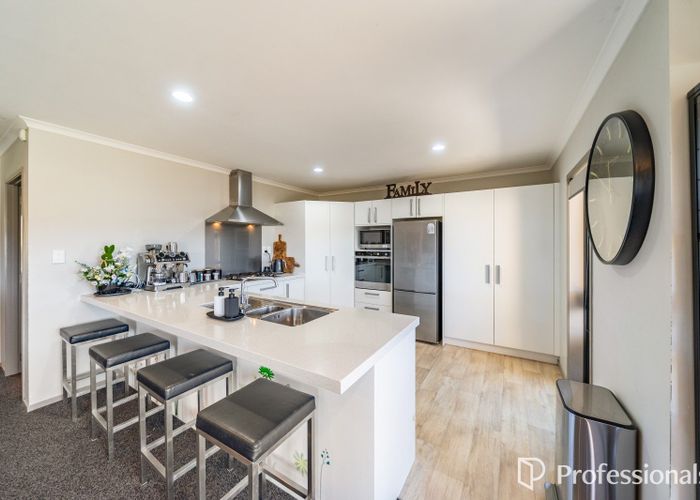  at 35 Percy Kinsman Crescent, Riverstone Terraces, Upper Hutt, Wellington