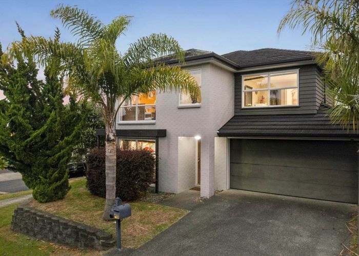  at 32 Sarteano Drive, Manurewa, Auckland