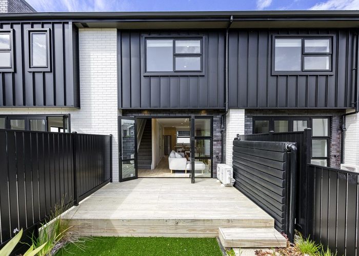  at 1-9 Yozin Road, Swanson, Waitakere City, Auckland