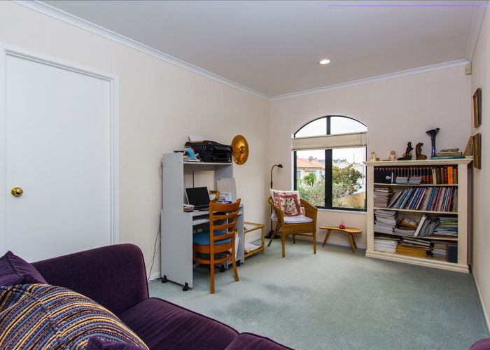  at 1/8 Ambrico Place, New Lynn, Waitakere City, Auckland