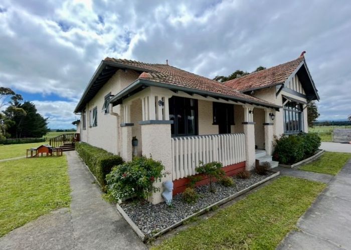  at 814 Roberts Line, Bunnythorpe, Palmerston North