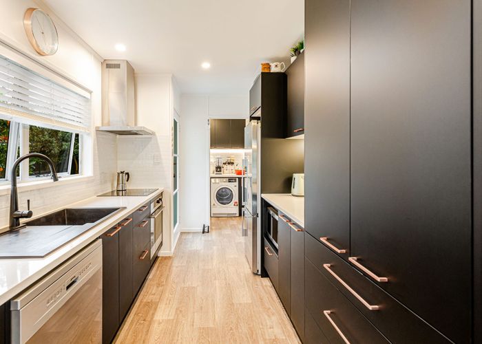  at 16 Urlich Drive, Ranui, Auckland