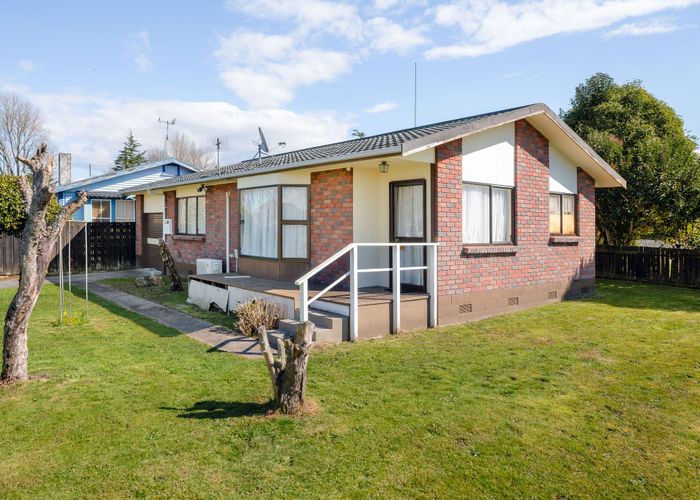  at 2A Saint Lukes Place, Bader, Hamilton, Waikato