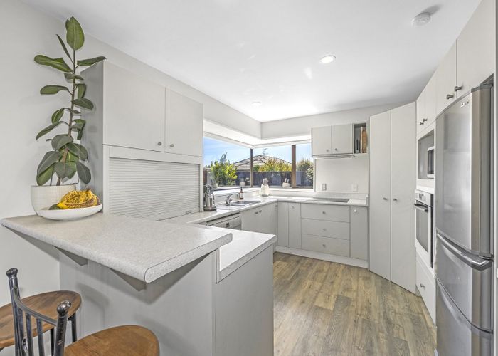  at 11 Giles Place, Shirley, Christchurch City, Canterbury