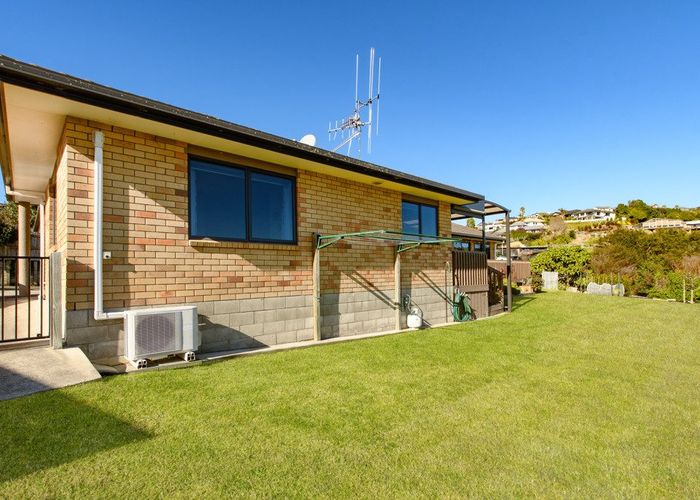  at 76 Oteki Park Drive, Welcome Bay, Tauranga