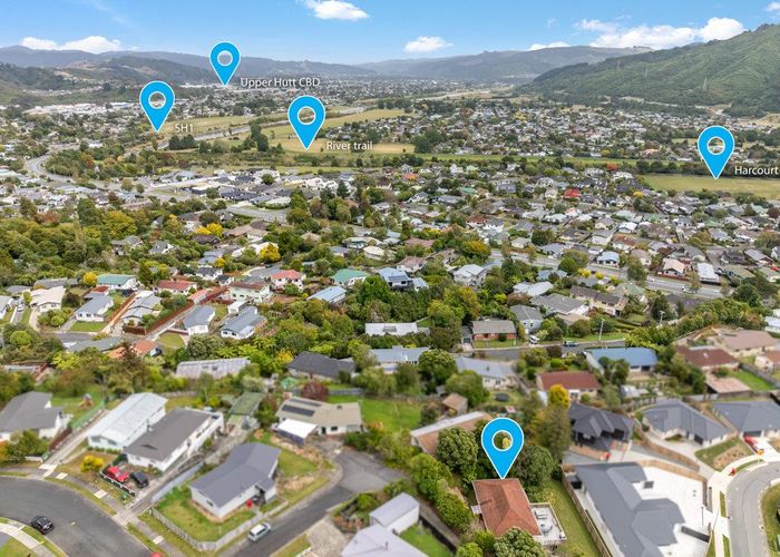  at 39 Aniseed Grove, Timberlea, Upper Hutt, Wellington