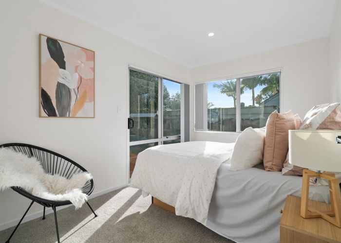  at 19 Carnoustie Drive, Wattle Downs, Manukau City, Auckland
