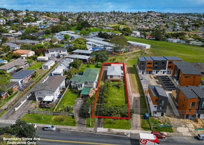  at 206 Sunnynook Road, Totara Vale, Auckland