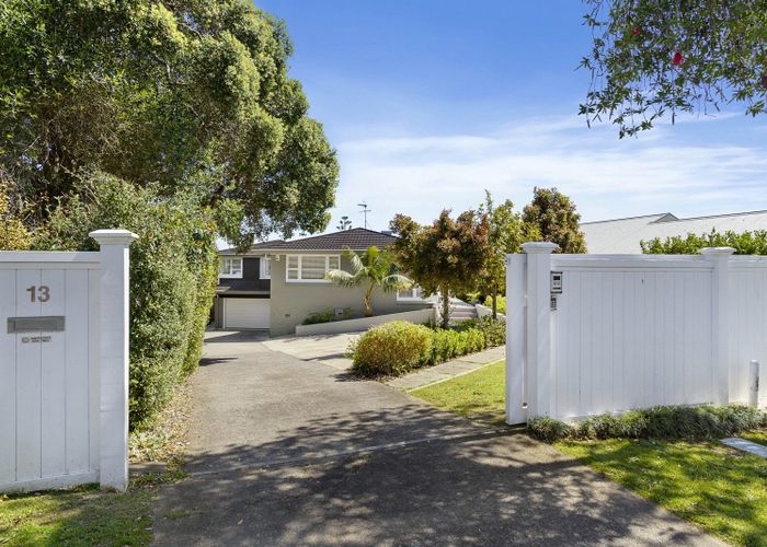  at 13 Evelyn Road, Cockle Bay, Auckland