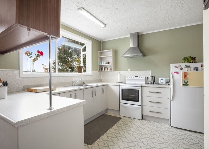  at 73 Hampshire Street, Cannons Creek, Porirua, Wellington