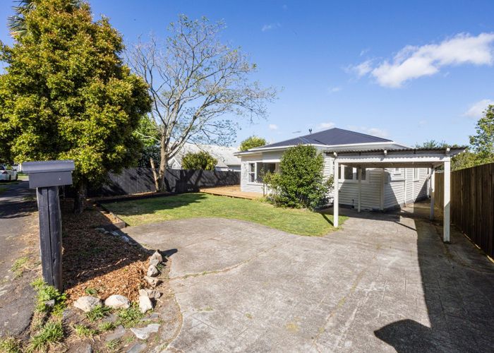  at 121A Forest Lake Road, Forest Lake, Hamilton