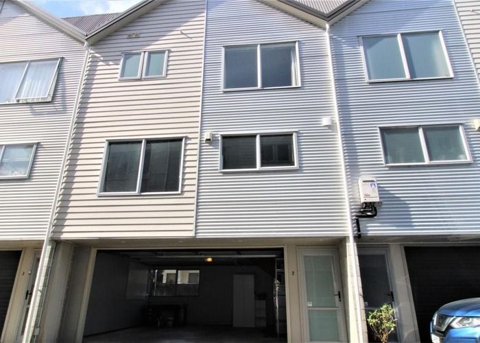  at 2/443 Hereford Street, Linwood, Christchurch