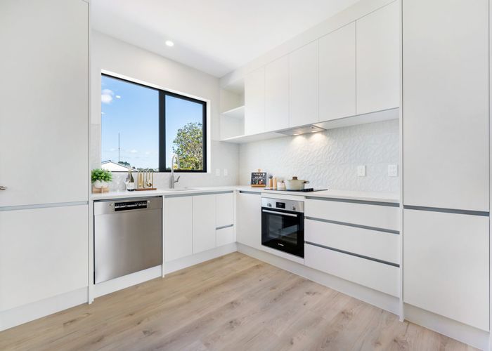  at Lot 4-6/11 Kayle Glen, West Harbour, Waitakere City, Auckland