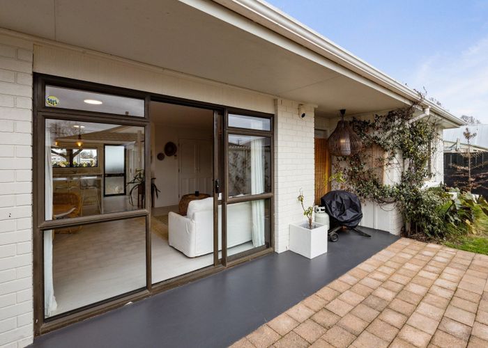  at 10C Frances Street, Hamilton East, Hamilton