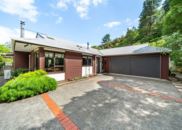  at 95 Tawhai Street, Stokes Valley, Lower Hutt