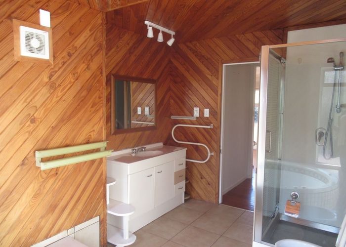  at 13 Moa Road, Raumati Beach, Kapiti Coast, Wellington