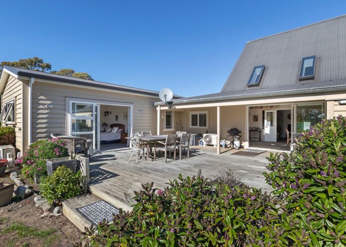  at 737 Dillons Point Road, Riverlands, Blenheim, Marlborough