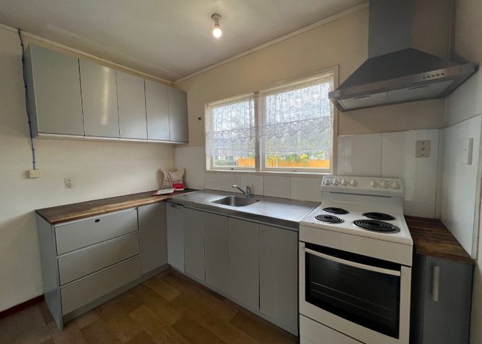  at 1/7 Thompson Street, Mangere East, Manukau City, Auckland