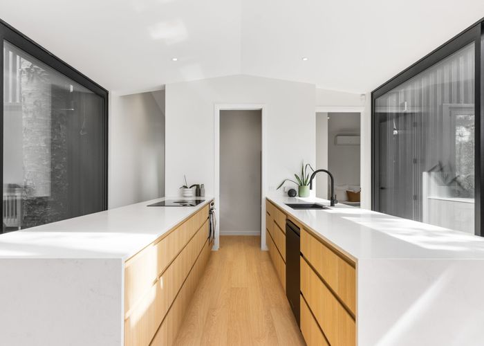  at 294 Konini Road, Titirangi, Waitakere City, Auckland