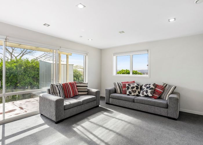  at 12 Cairnsvale Rise, Manurewa, Auckland