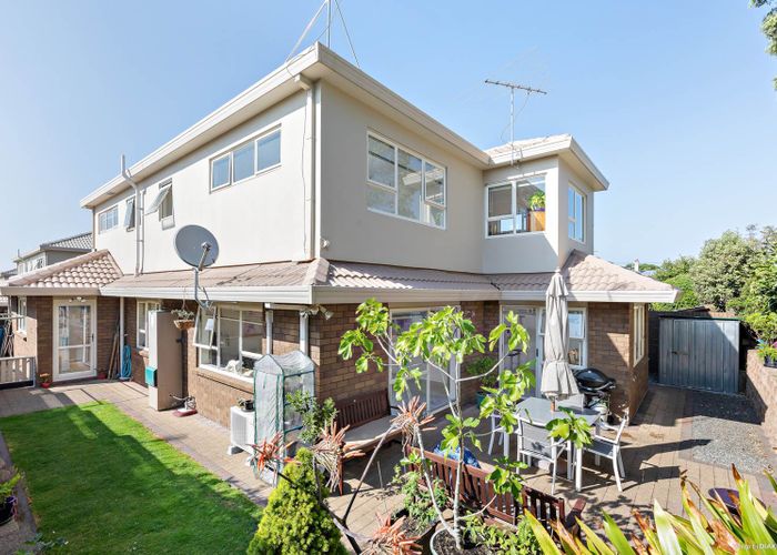  at 4/34 Tawa Road, Onehunga, Auckland