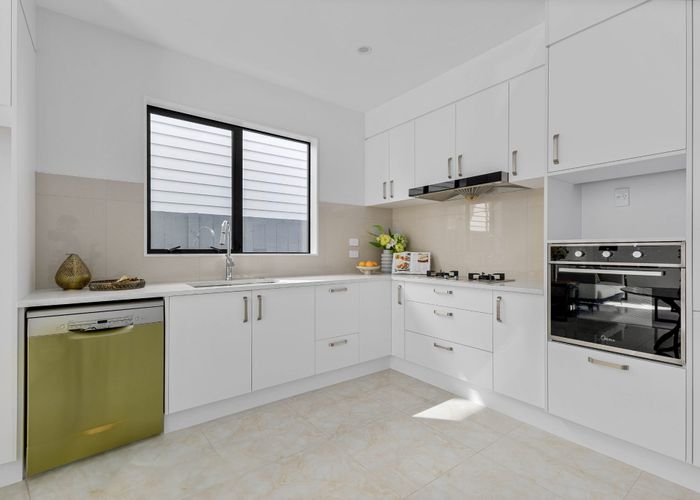  at 10D Pax Avenue, Forrest Hill, North Shore City, Auckland