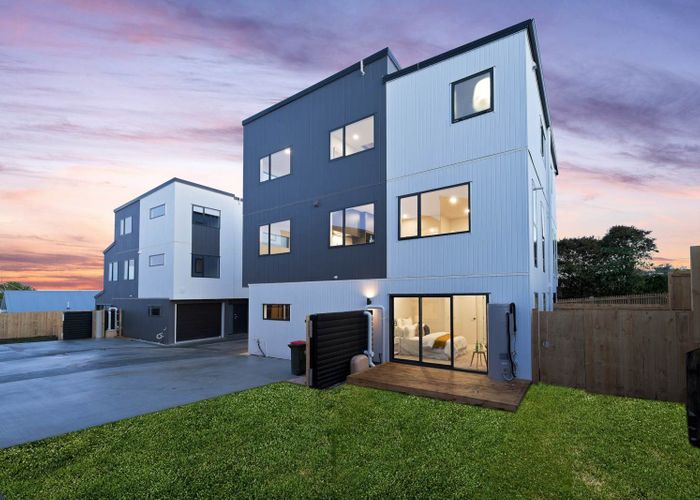  at 62B Triangle Road, Massey, Waitakere City, Auckland
