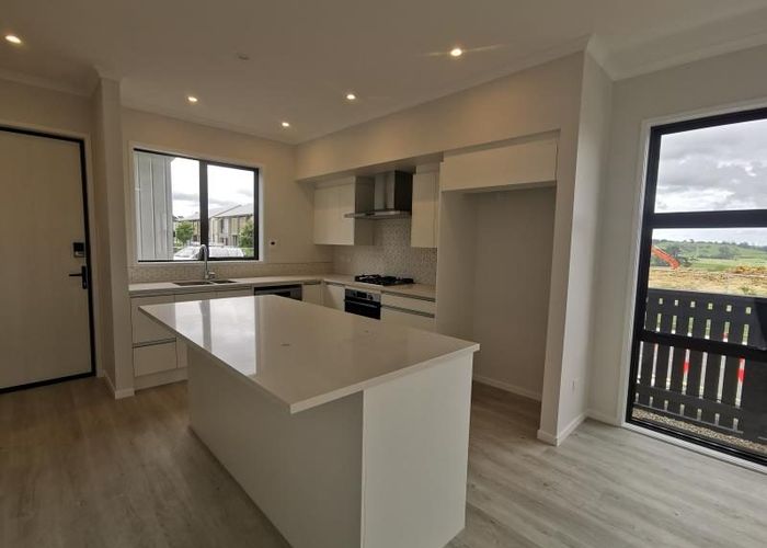  at 73 Manarini Road, Westgate, Waitakere City, Auckland