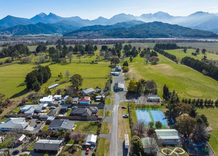  at 33B Morse Street, Wairau Valley