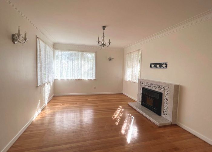 at 14 Sylvan Crescent, Te Atatu South, Waitakere City, Auckland