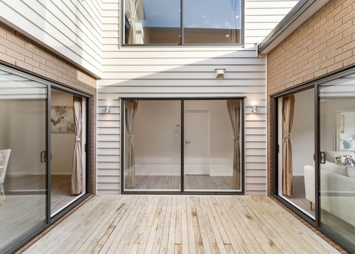  at 7C McQuoids Road, Flat Bush, Manukau City, Auckland