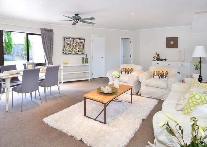  at 31 Ronald MacKen Place, Windsor Park, North Shore City, Auckland