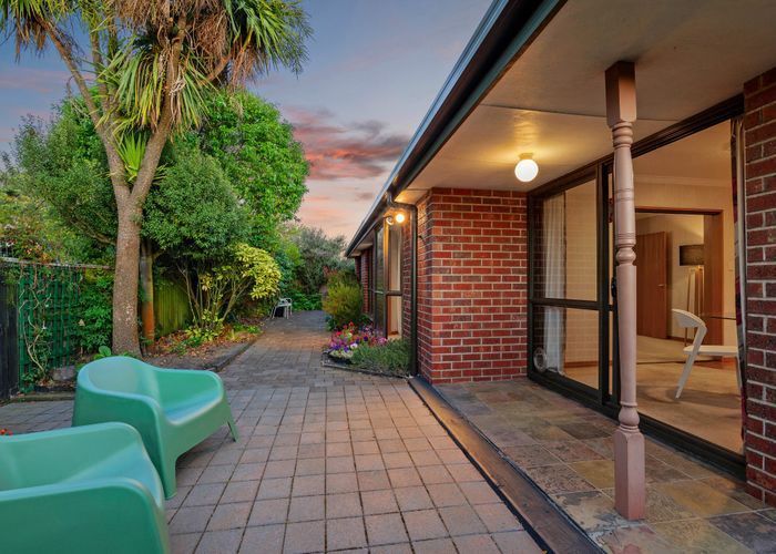  at 11B Winters Road, Redwood, Christchurch City, Canterbury
