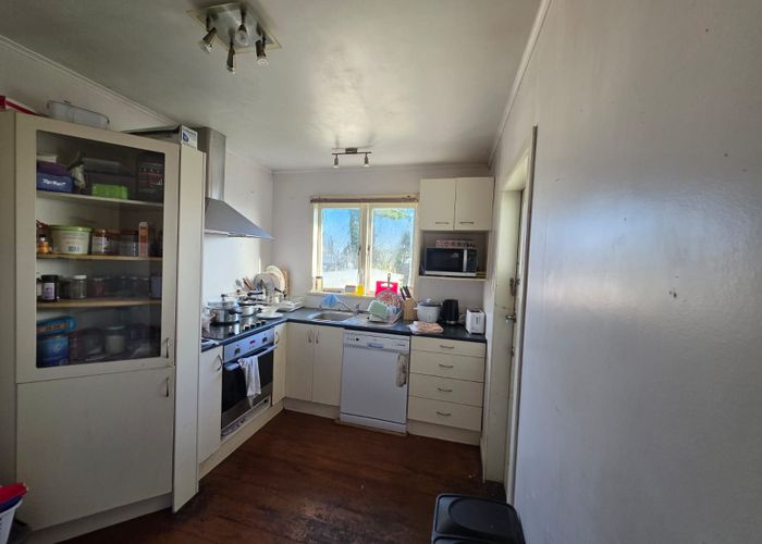  at 24 Farrelly Avenue, Mount Roskill, Auckland City, Auckland