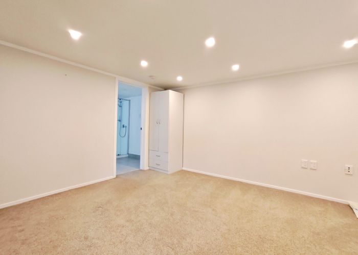  at 20 Pupuke Road, Hillcrest, North Shore City, Auckland