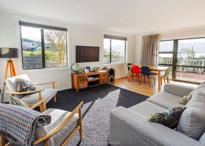  at 18 Greenacres Street, Macandrew Bay, Dunedin