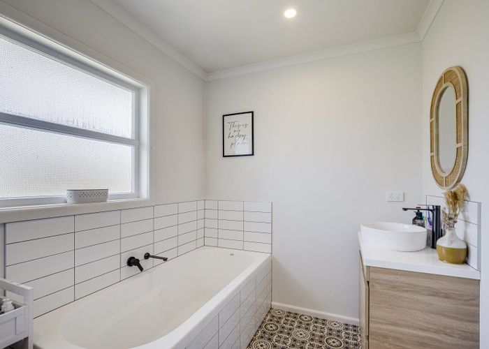  at 38 James Foley Avenue, Pirimai, Napier, Hawke's Bay