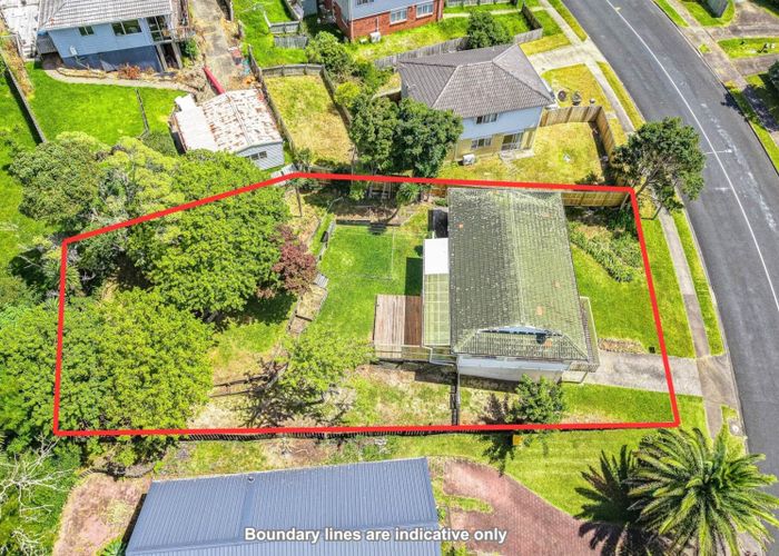  at 39 Oaktree Avenue, Browns Bay, North Shore City, Auckland