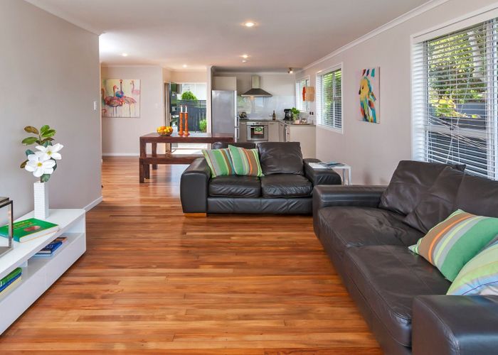  at 121 Sandspit Road, Shelly Park, Auckland