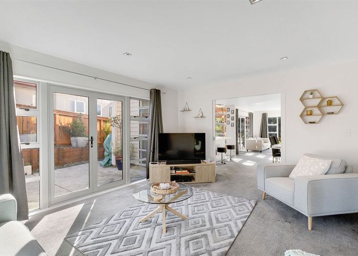  at 51 Te Puia Drive, Aotea, Porirua