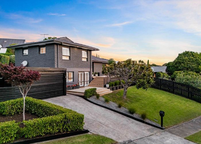  at 11 Pyatt Crescent, Meadowbank, Auckland City, Auckland