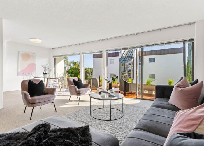  at 10/67 Sarsfield Street, Herne Bay, Auckland