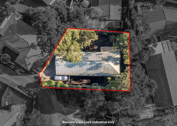  at 2/15 Contessa Drive, Glenfield, North Shore City, Auckland